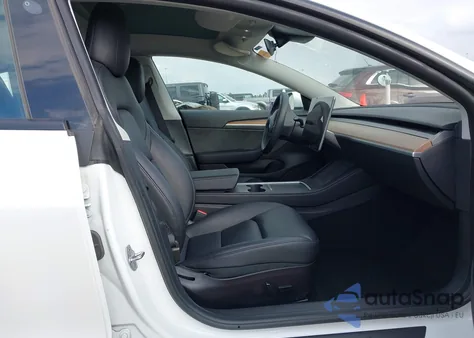 2022 Tesla Model 3 Rear-Wheel Drive from USA, damaged, VIN 5YJ3E1EA0NF305416